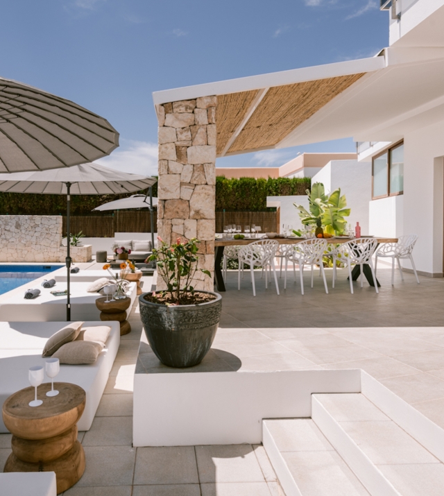 Resa Estates Ibiza villa for sale te koop sant jordi modern terrace and pool area.jpg